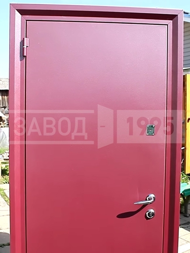 Вид двери снаружи