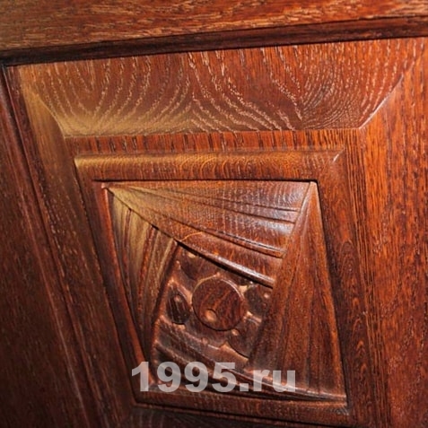 Резьба на панеле Резьба на панеле