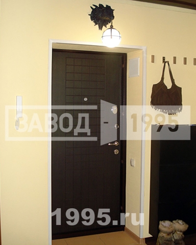 Внутренняя панель с фрезеровкой Внутренняя панель с фрезеровкой